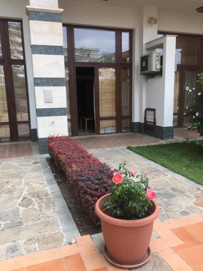 Private Apartments In Emerald Ravda Exterior photo